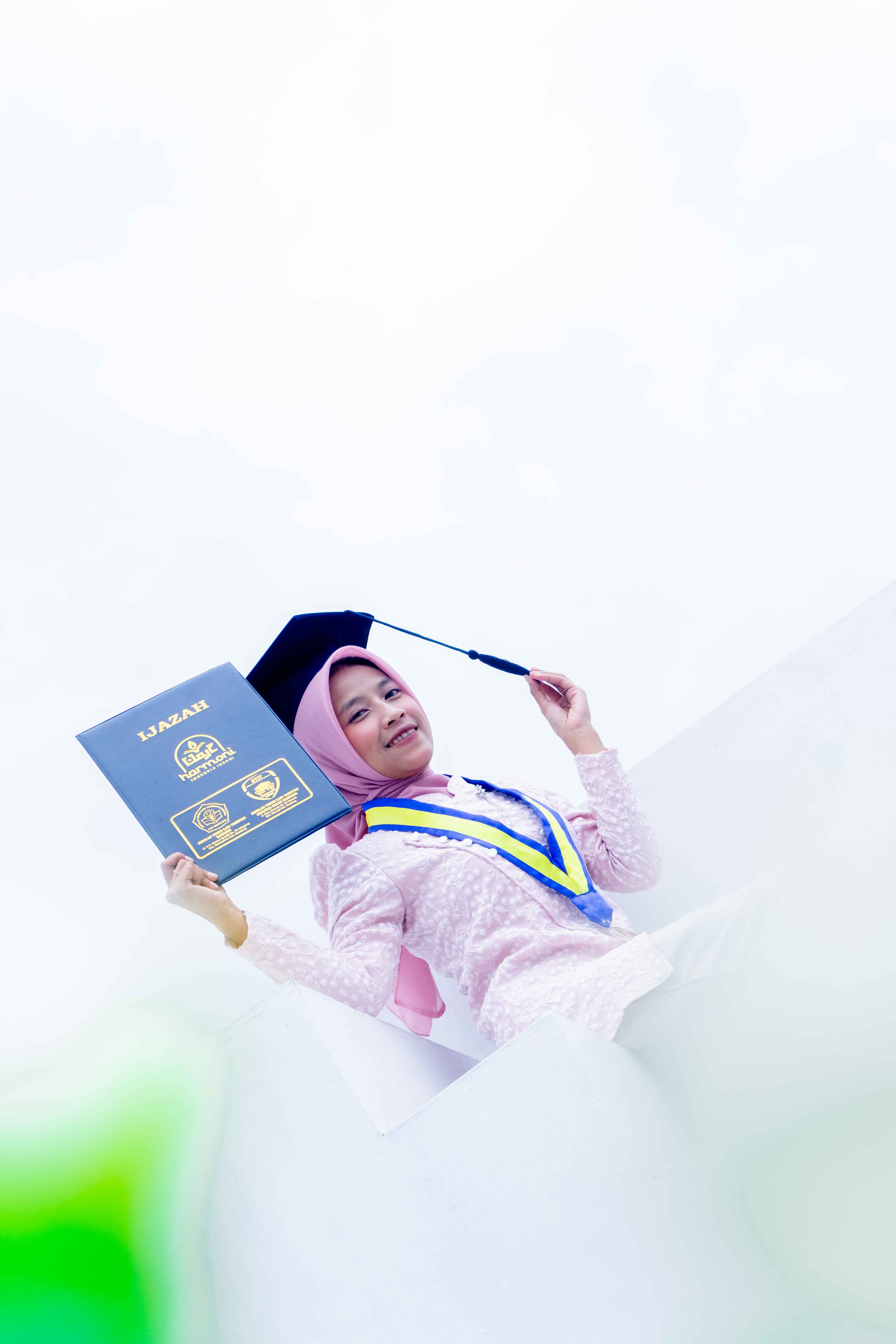 Graduation Session Outdoor